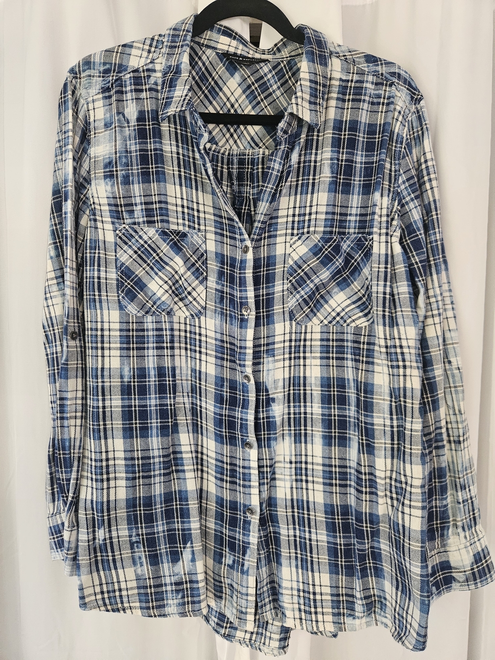 Rock & Republic Women's Blue and White Plaid Button-Down Shirt XL